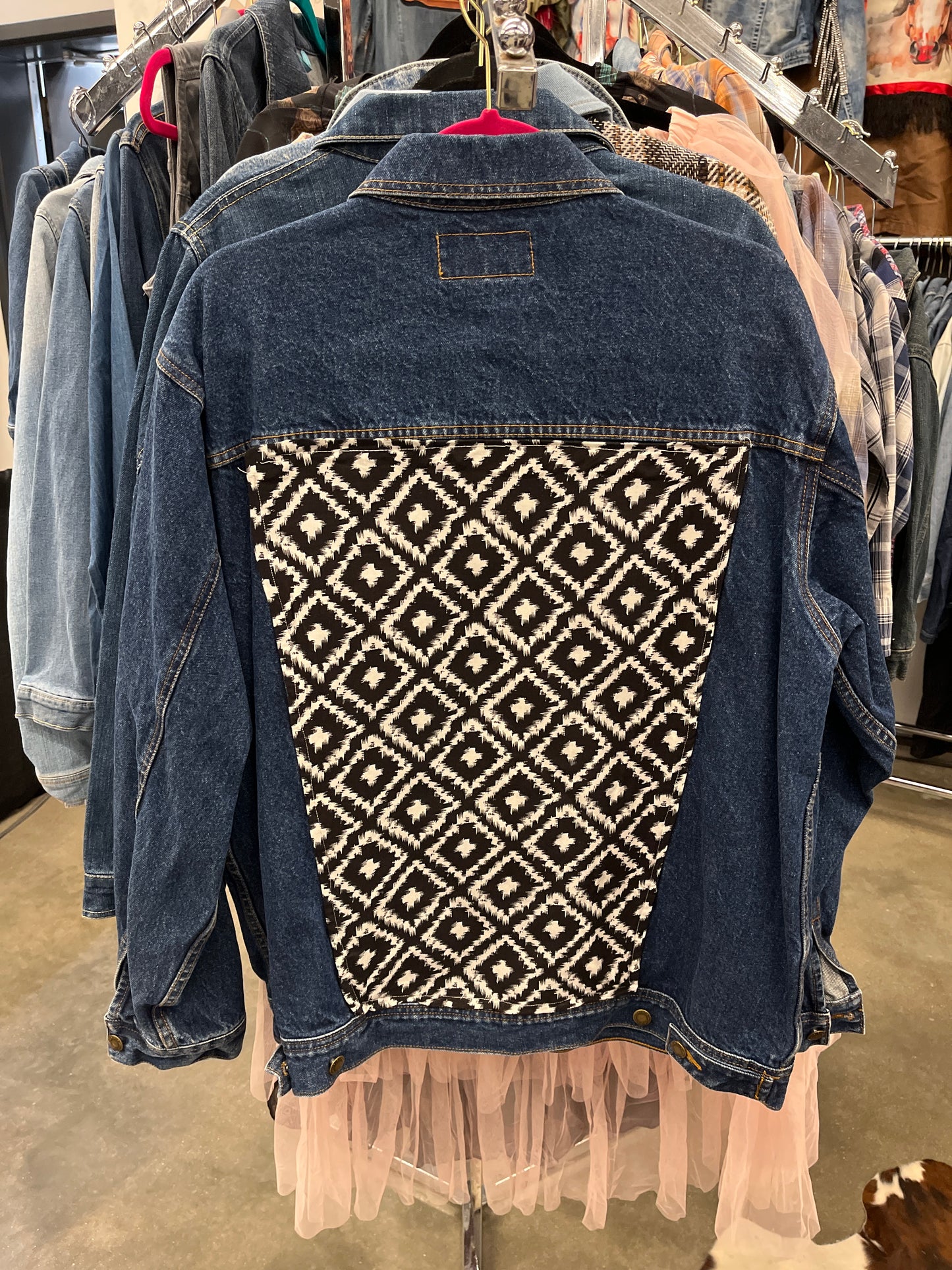 Southwestern black and white