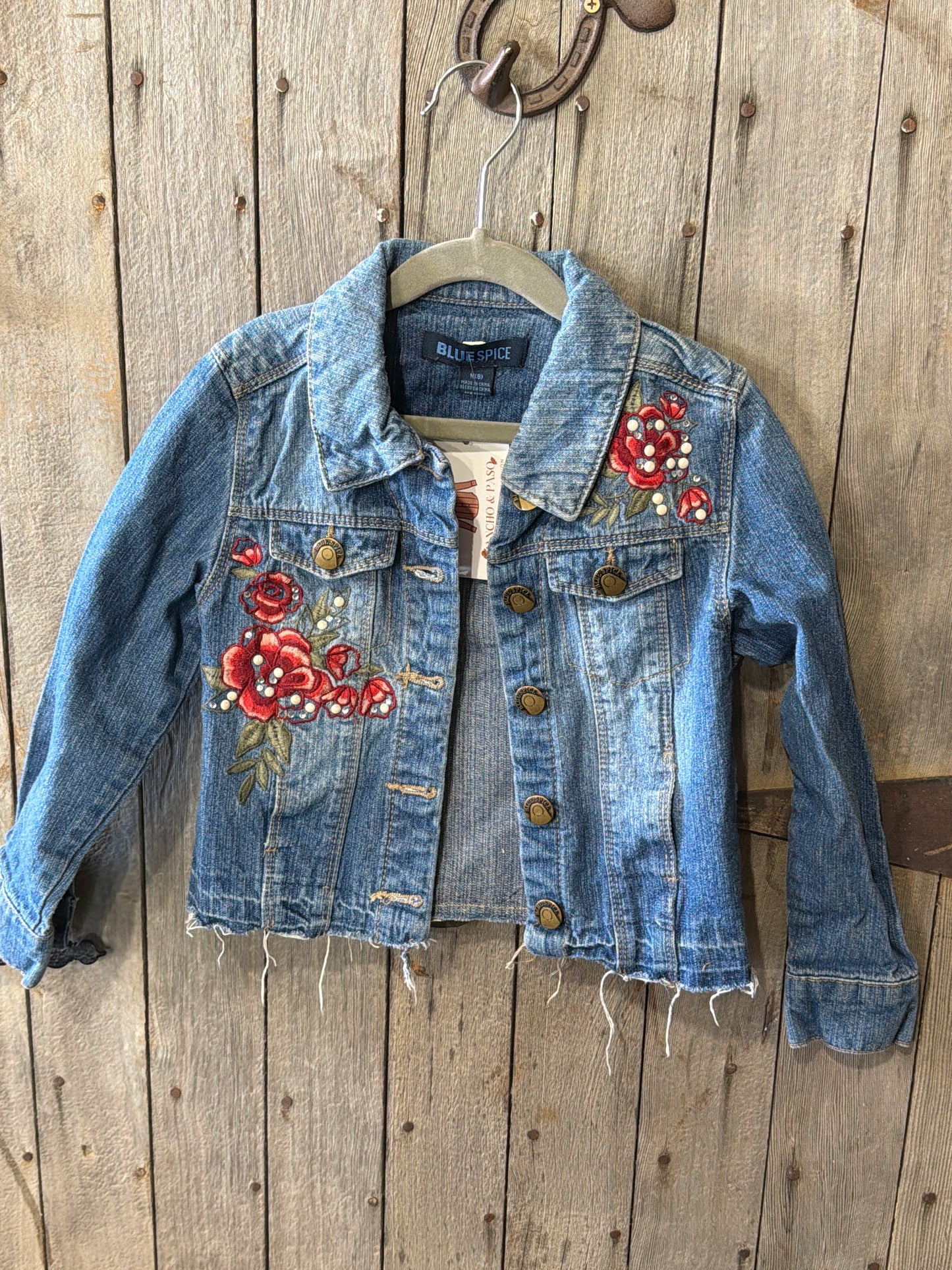 Youth M distressed crop