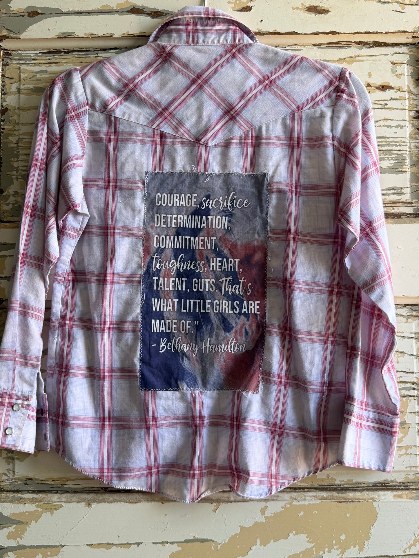 Bethany Hamilton Quote - size unsure (youth Xl?)